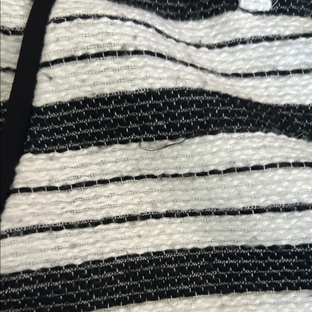 Elle Monochrome Striped Women's Shorts - Picture 4 of 5